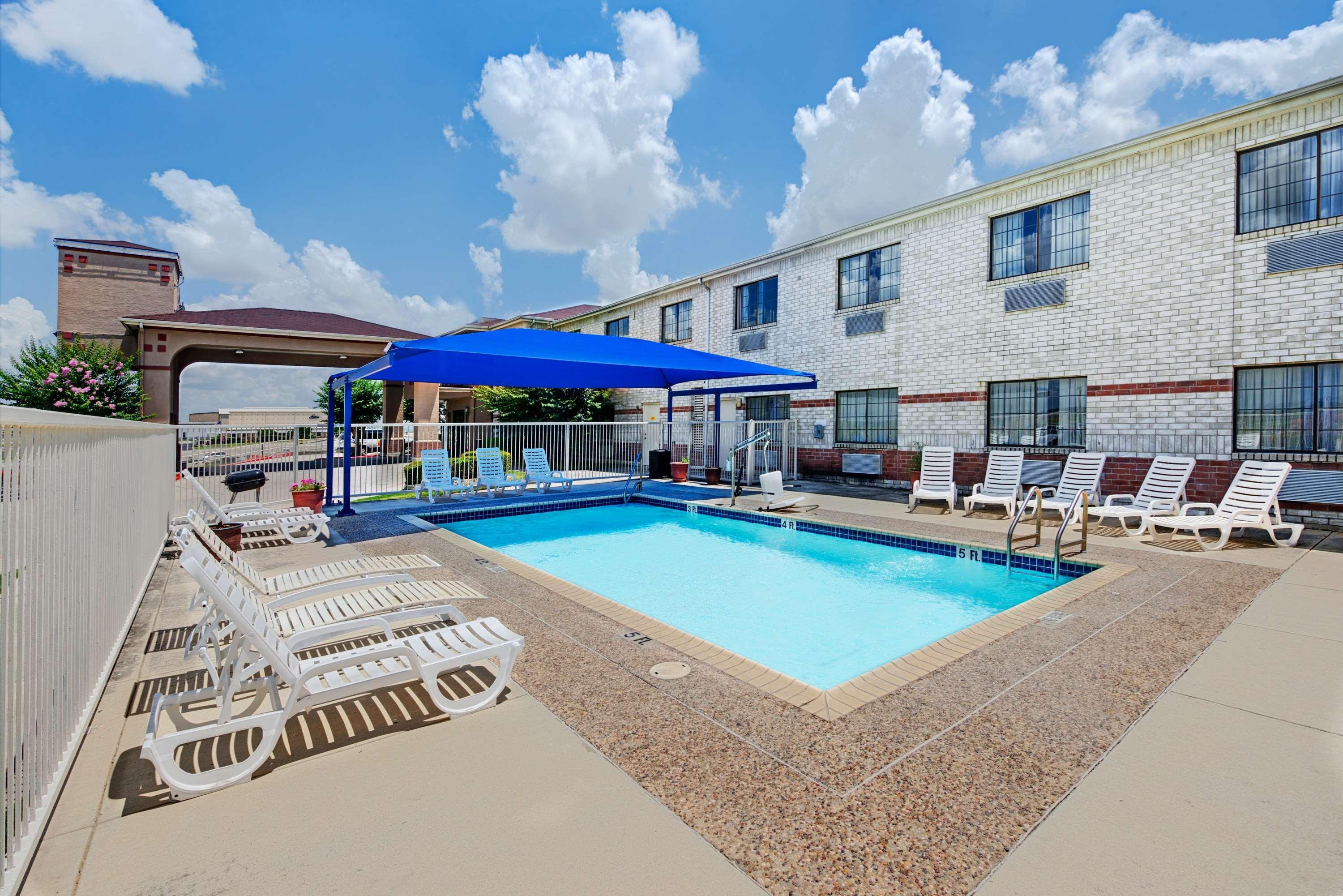 Surestay Plus By Best Western San Antonio Airport Exterior foto